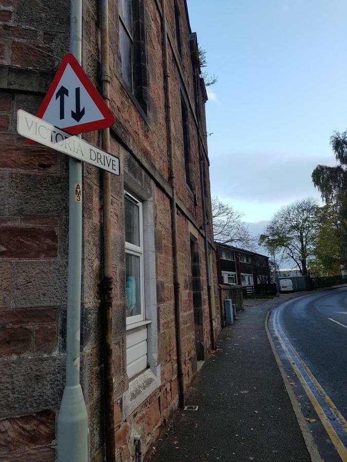 Charming Victorian Apartment, Close To Centre Inverness Exterior photo